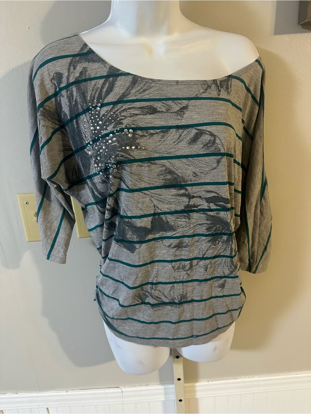 Wet Seal Gray Tee with Teal Stripes & Rhinestone Accent